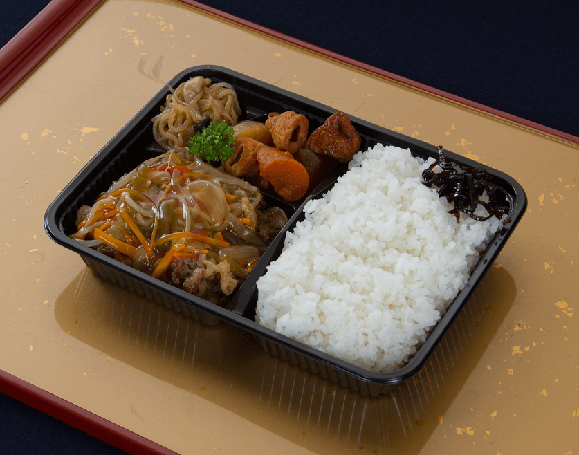 今日は揚げ豚の野菜あんかけをメインにしめじと白滝のバター醤油と煮物です。😋
あと17日間!がんばろう!💪 2021/09/13
